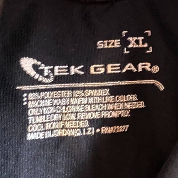 Tek Gear Women's Mock Neck Tops XL Lot of Two  Long-Sleeve Pink & Black - Picture 4 of 6